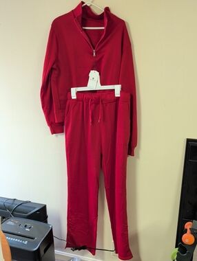 Red Women's Zip Pullover & Drawstring Pant Set - Unbranded XL